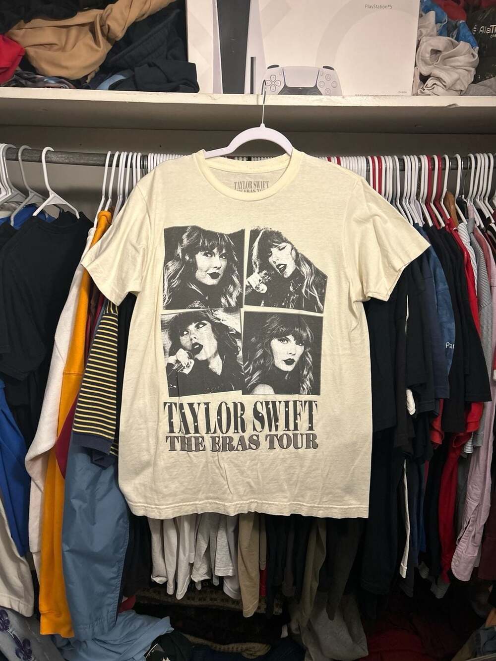 Taylor Swift The Eras Tour Official US Dates Cream Graphic T-Shirt Medium